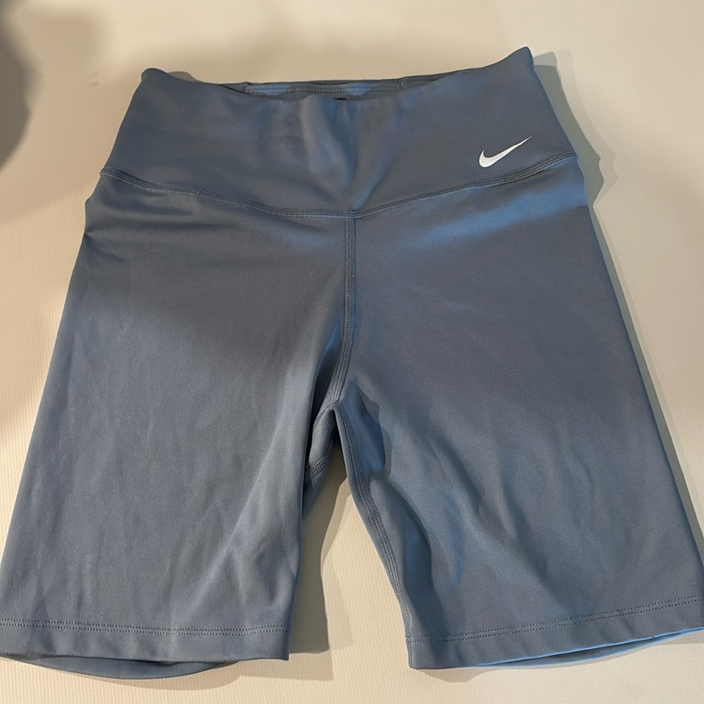 Biker shorts-Nike